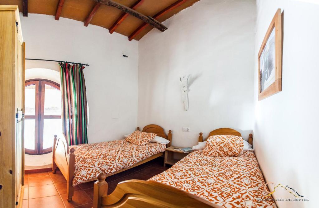 Albergue De Эспьель Экстерьер фото